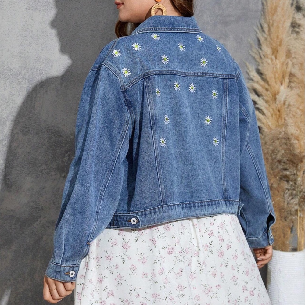Medium Wash Daisy Embroidered Jean Denim Jacket